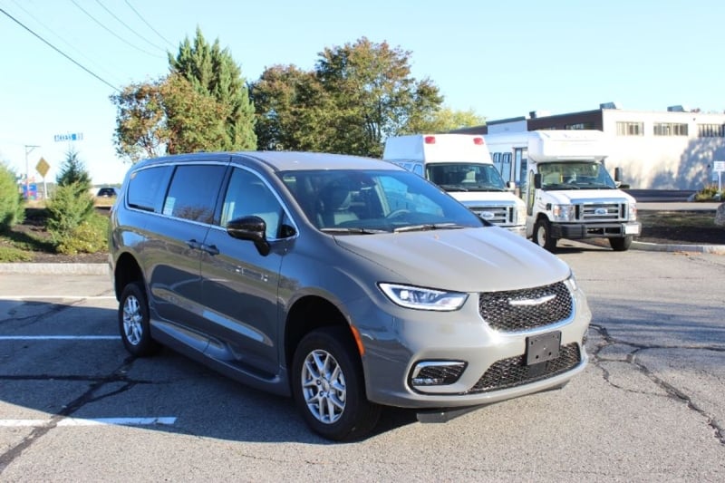 2025 Chrysler Pacifica