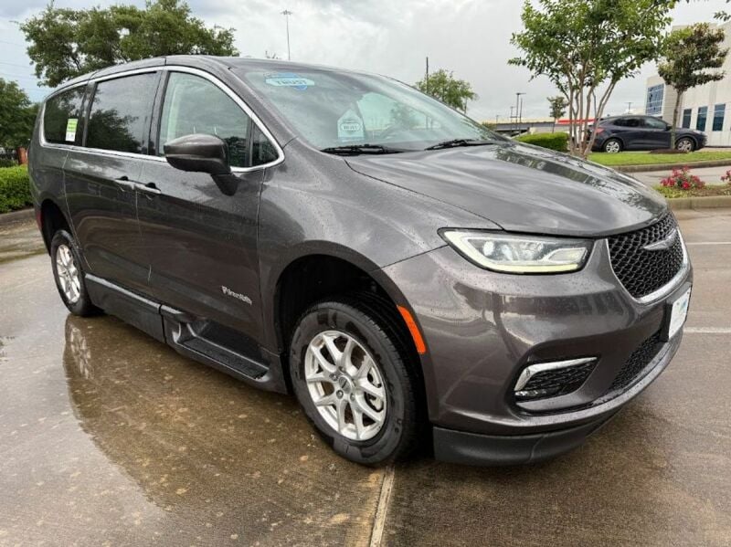 2023 Chrysler Pacifica