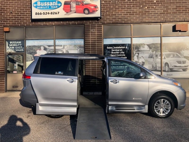 2013 Toyota Sienna XLE