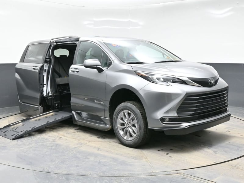 2026 Toyota Sienna Hybrid