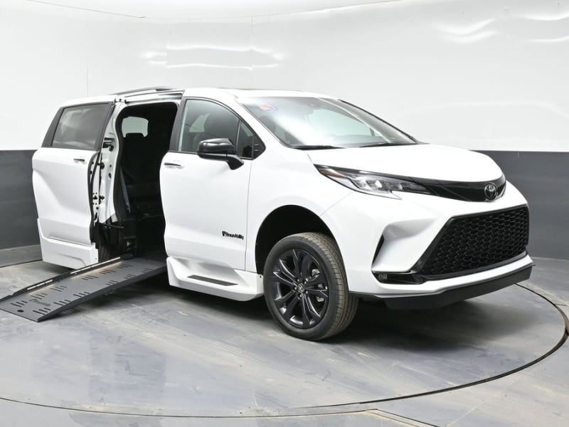 2026 Toyota Sienna Hybrid