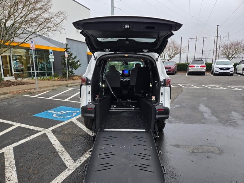 2026 Toyota Sienna Hybrid