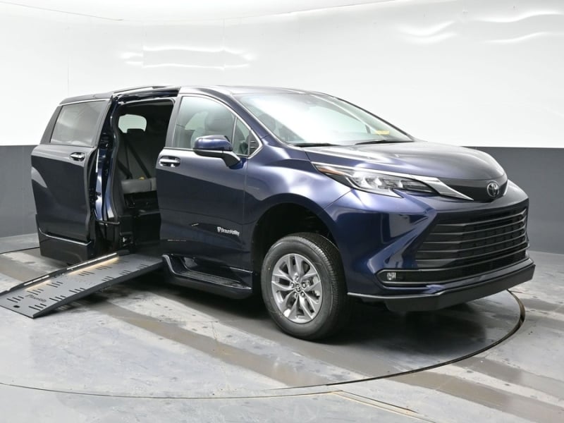 2026 Toyota Sienna Hybrid