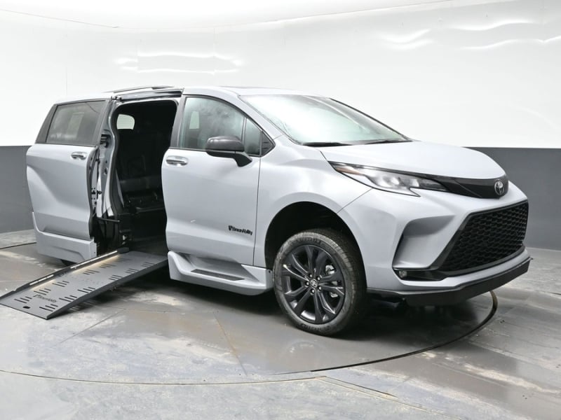 2026 Toyota Sienna Hybrid