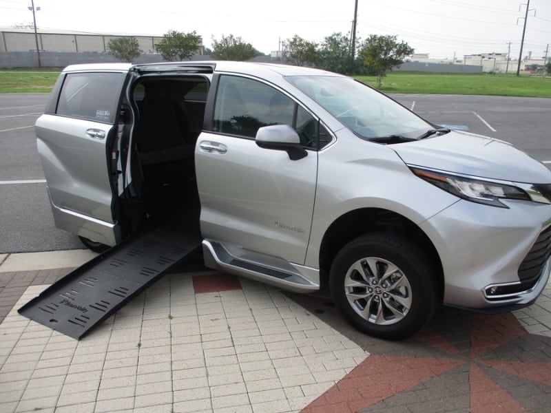 2022 Toyota Sienna