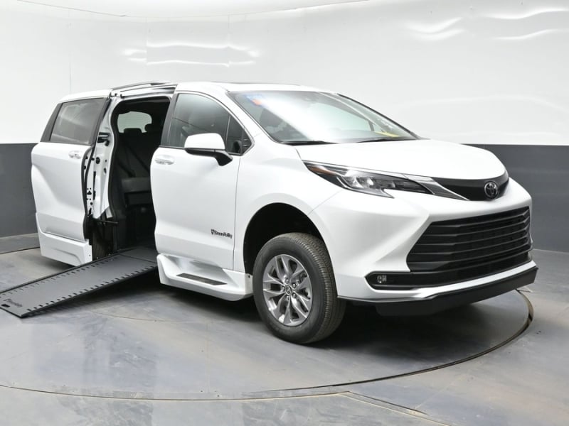 2026 Toyota Sienna Hybrid
