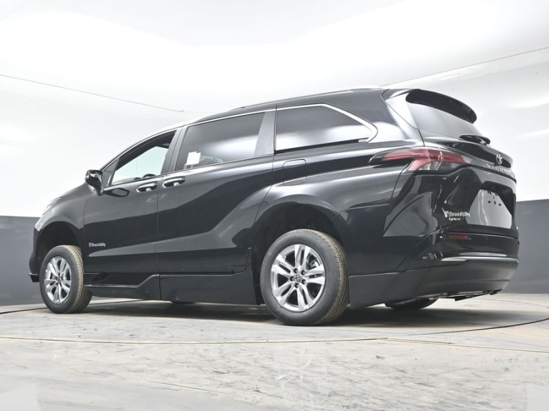 2026 Toyota Sienna Hybrid