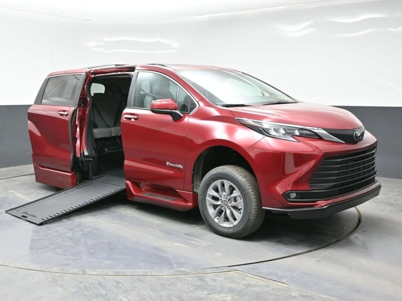 2026 Toyota Sienna Hybrid