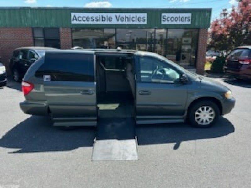 2002 Chrysler Town & Country
