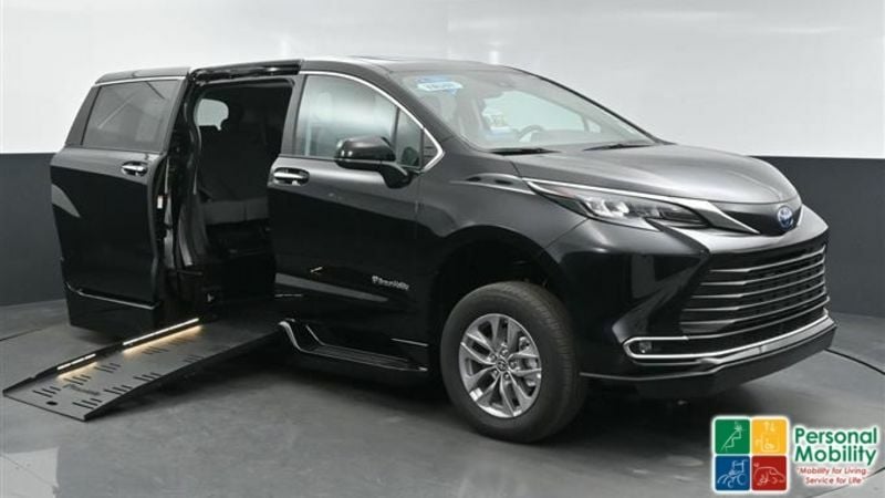 2025 Toyota Sienna