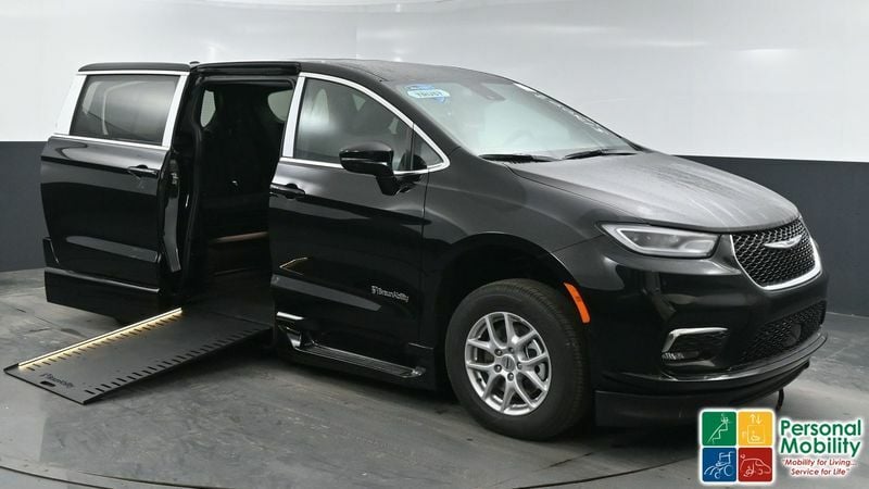 2025 Chrysler Pacifica