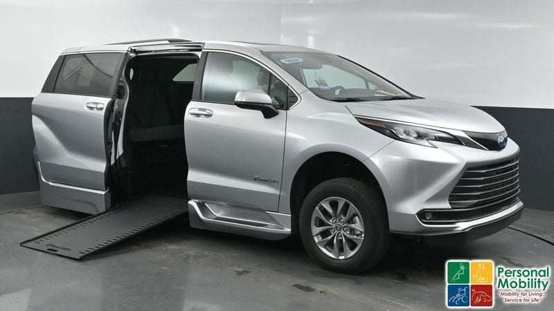 2025 Toyota Sienna