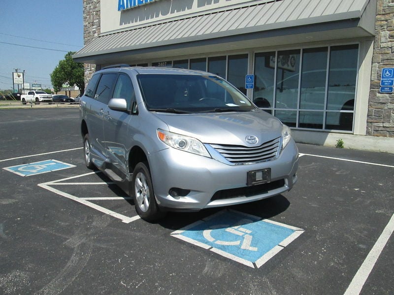 2015 Toyota Sienna