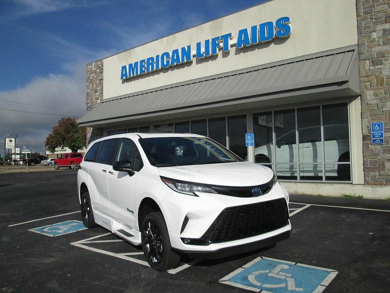 2025 Toyota Sienna