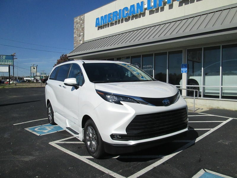 2025 Toyota Sienna