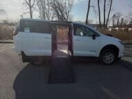 2024 Chrysler Voyager